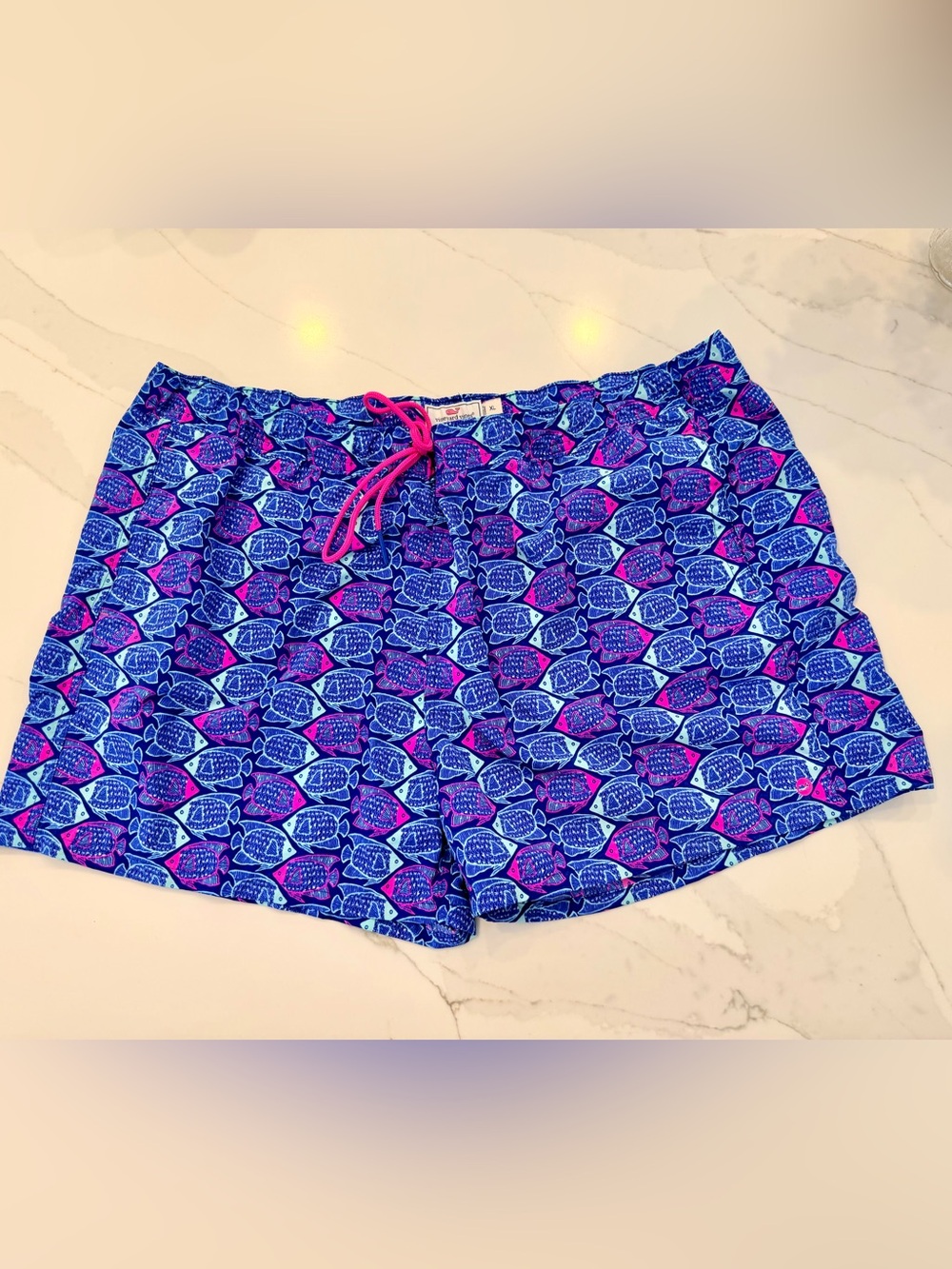 Vineyard Vines Performance Swim Trunks Men’s XL Fish Print 3” Inseam